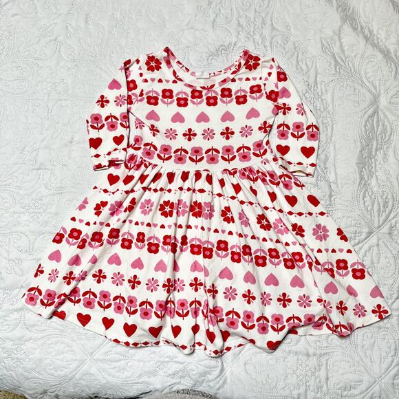 Vivie & Ash Valentine Twirly Dress Size 6 - Picture 2 of 7